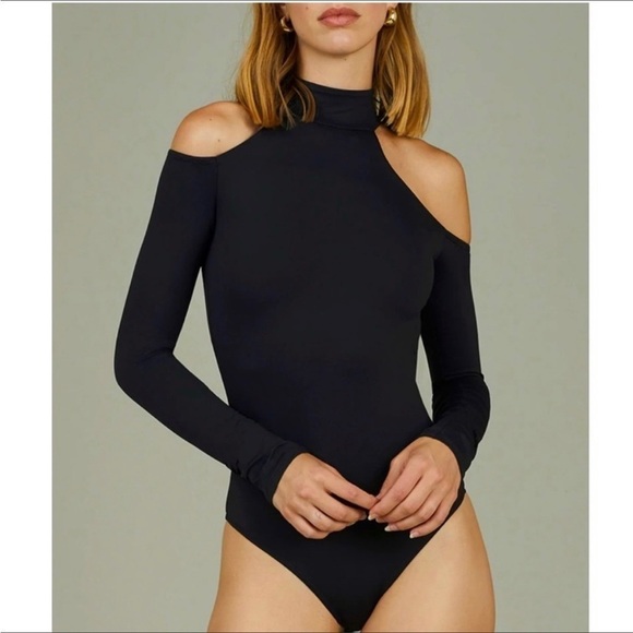 Alix NYC Leona Cold-shoulder Stretch jersey Thong Bodysuit in black size M - Picture 5 of 9
